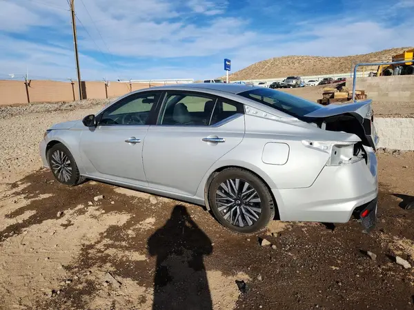 1N4BL4DV9RN378143 2024 NISSAN ALTIMA - Image 2