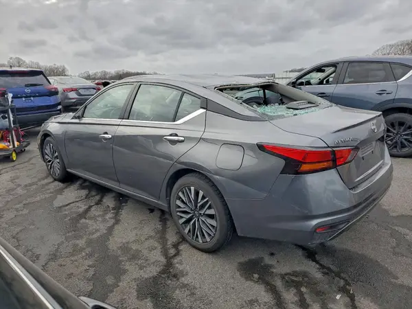 1N4BL4DV9RN385058 2024 NISSAN ALTIMA - Image 2