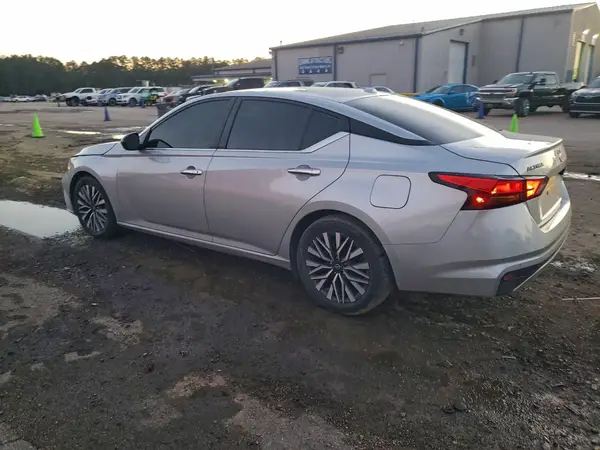 1N4BL4DV9RN390664 2024 NISSAN ALTIMA - Image 2