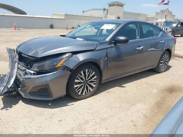 1N4BL4DV9RN393046 2024 NISSAN ALTIMA - Image 2