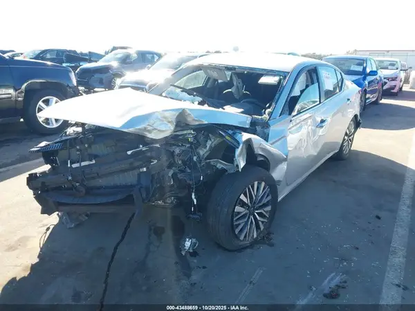 1N4BL4DV9RN402019 2024 NISSAN ALTIMA - Image 2