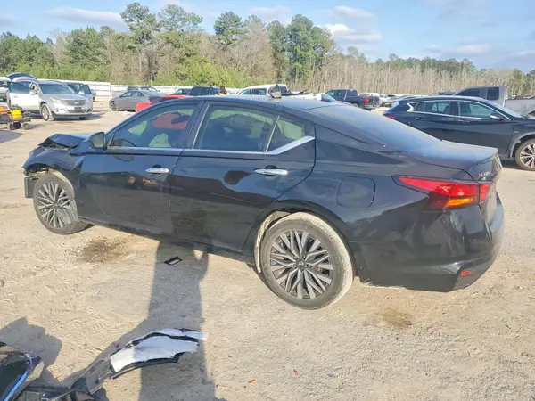 1N4BL4DV9RN406362 2024 NISSAN ALTIMA - Image 2