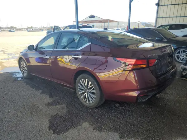 1N4BL4DV9RN409715 2024 NISSAN ALTIMA - Image 2