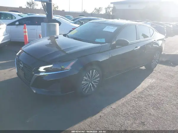 1N4BL4DV9RN425445 2024 NISSAN ALTIMA - Image 2