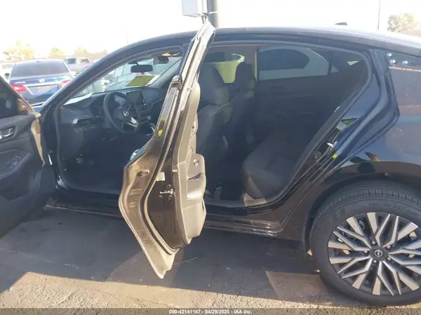 1N4BL4DV9RN425445 2024 NISSAN ALTIMA - Image 8
