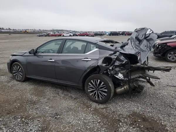 1N4BL4DV9RN432184 2024 NISSAN ALTIMA - Image 2