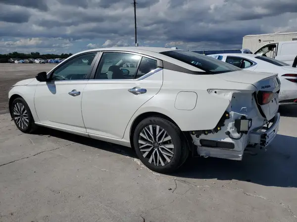 1N4BL4DV9SN306137 2025 NISSAN ALTIMA - Image 2