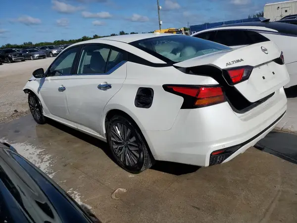 1N4BL4DV9SN309345 2025 NISSAN ALTIMA - Image 2