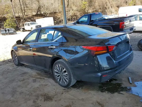 1N4BL4DV9SN323035 2025 NISSAN ALTIMA - Image 2