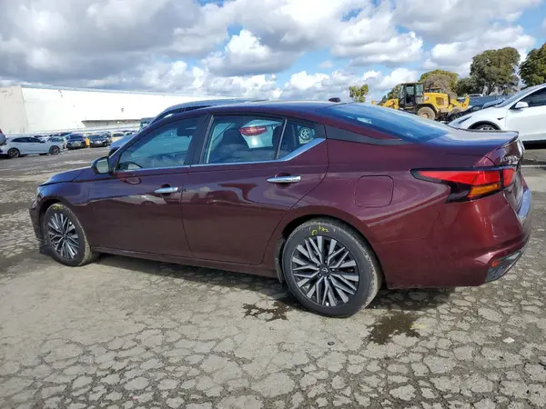 1N4BL4DV9SN324489 2025 NISSAN ALTIMA - Image 2