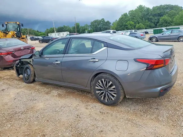 1N4BL4DV9SN347836 2025 NISSAN ALTIMA - Image 2