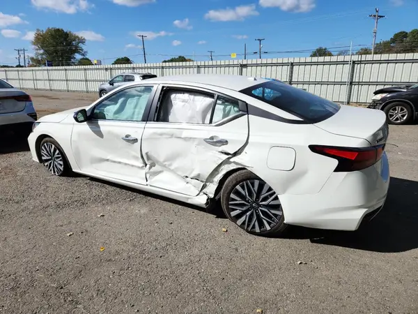 1N4BL4DV9SN359369 2025 NISSAN ALTIMA - Image 2