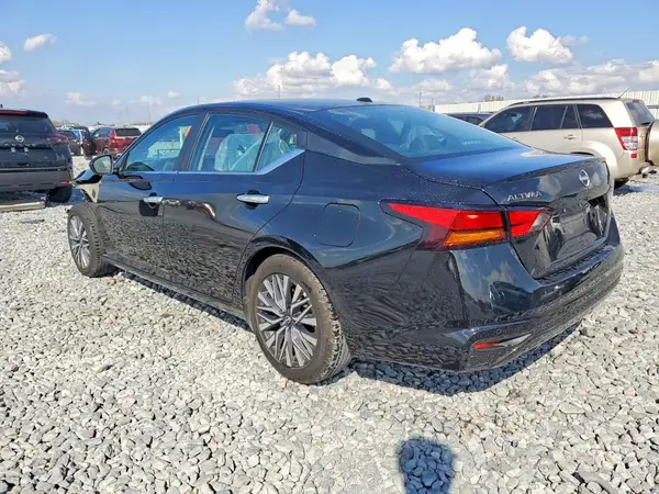 1N4BL4DV9SN363700 2025 NISSAN ALTIMA - Image 2