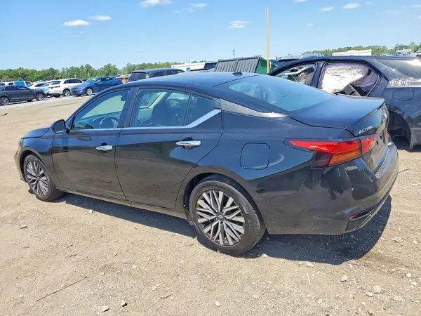 1N4BL4DV9SN367021 2025 NISSAN ALTIMA - Image 2