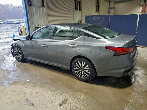 1N4BL4DV9SN368590 2025 NISSAN ALTIMA - Image 2