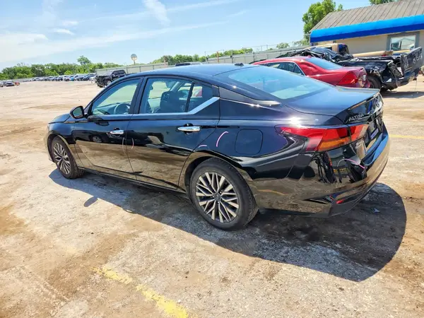 1N4BL4DV9SN369027 2025 NISSAN ALTIMA - Image 2