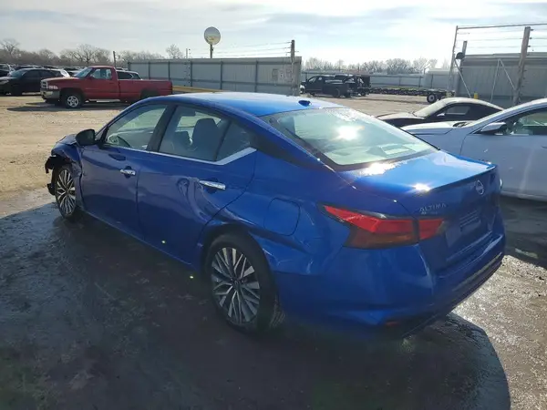 1N4BL4DV9SN372638 2025 NISSAN ALTIMA - Image 2