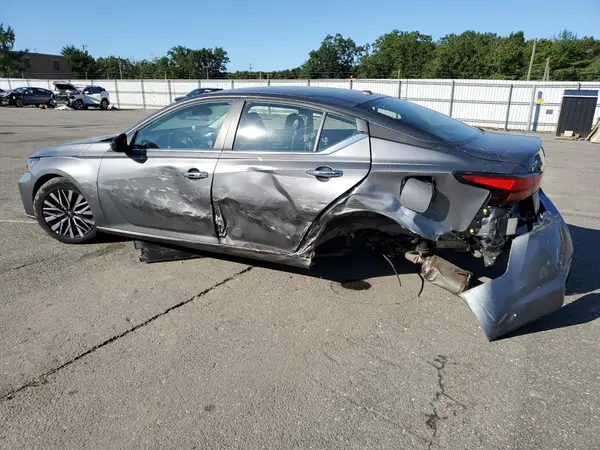 1N4BL4DV9SN388158 2025 NISSAN ALTIMA - Image 2