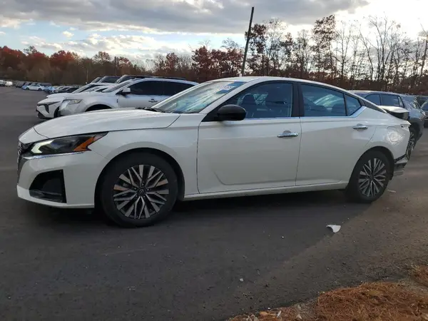 1N4BL4DV9SN400096 2025 NISSAN ALTIMA - Image 1