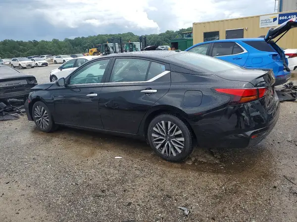 1N4BL4DV9SN406125 2025 NISSAN ALTIMA - Image 2