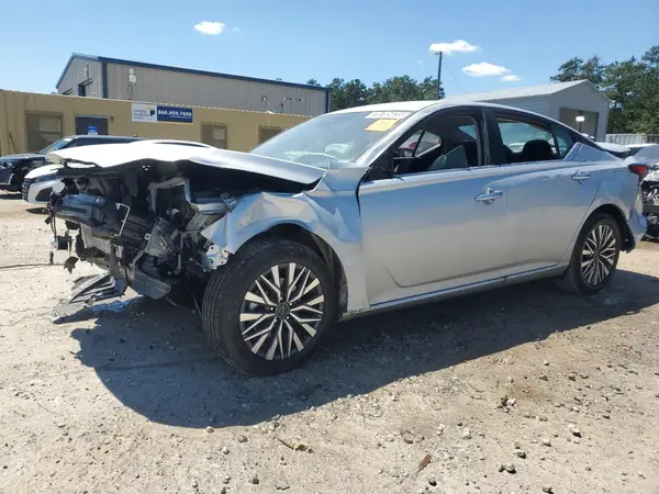 1N4BL4DV9SN413107 2025 NISSAN ALTIMA - Image 1