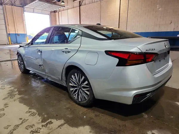 1N4BL4DV9TN323778 2026 NISSAN ALTIMA - Image 2