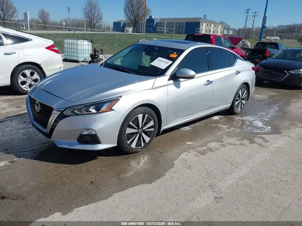 1N4BL4DVXKC113247 2019 NISSAN ALTIMA - Image 2