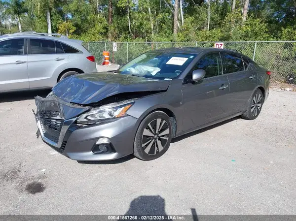 1N4BL4DVXKC120912 2019 NISSAN ALTIMA - Image 2