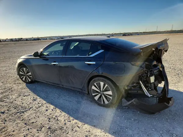 1N4BL4DVXKC141114 2019 NISSAN ALTIMA - Image 2