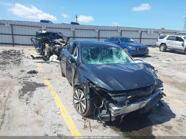 1N4BL4DVXMN311379 2021 NISSAN ALTIMA - Image 1