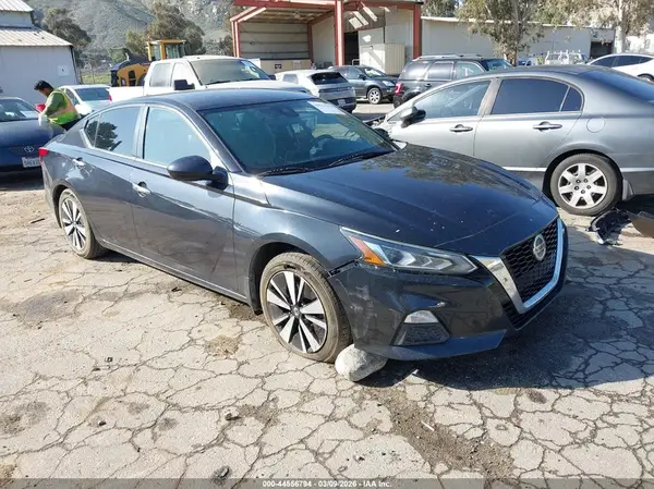 1N4BL4DVXMN318283 2021 NISSAN ALTIMA - Image 1