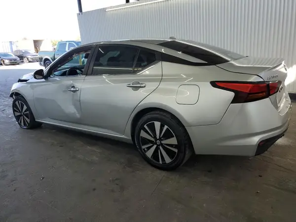 1N4BL4DVXMN339540 2021 NISSAN ALTIMA - Image 2