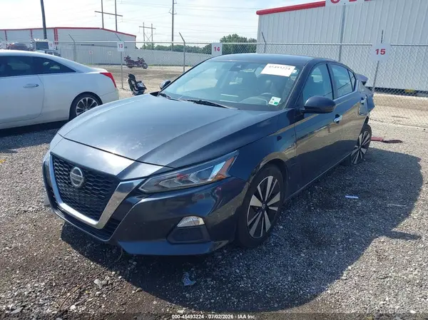 1N4BL4DVXMN366575 2021 NISSAN ALTIMA - Image 2