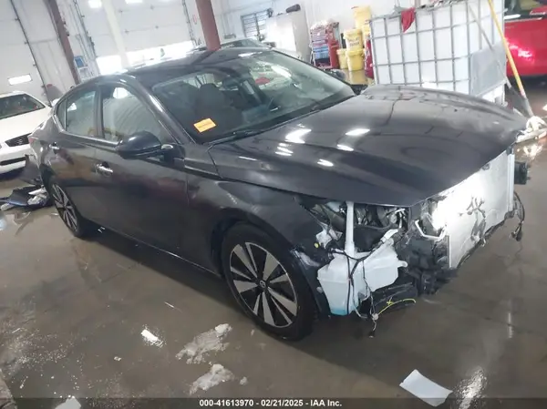 1N4BL4DVXMN368679 2021 NISSAN ALTIMA - Image 1