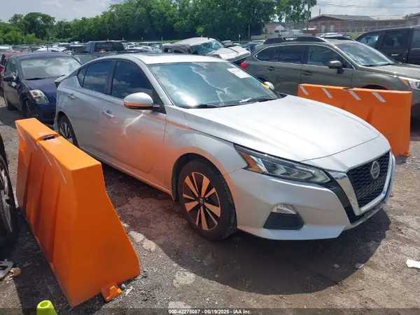 1N4BL4DVXMN378015 2021 NISSAN ALTIMA - Image 1