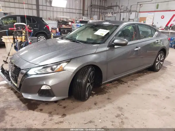 1N4BL4DVXMN396028 2021 NISSAN ALTIMA - Image 2