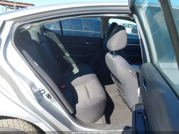 1N4BL4DVXMN413443 2021 NISSAN ALTIMA - Image 8