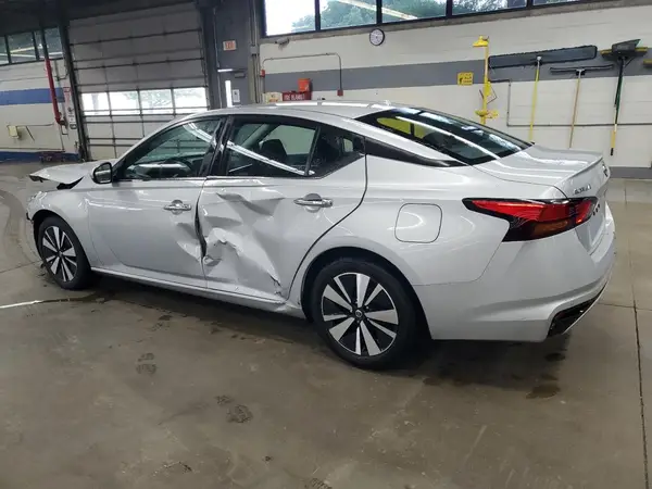 1N4BL4DVXMN415435 2021 NISSAN ALTIMA - Image 2