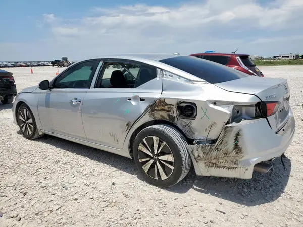 1N4BL4DVXMN416889 2021 NISSAN ALTIMA - Image 2