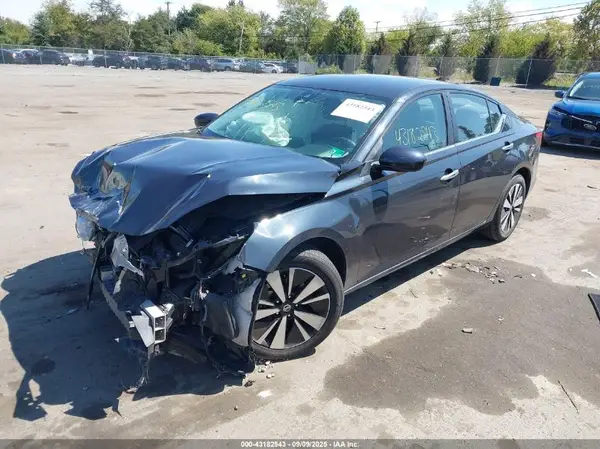 1N4BL4DVXNN305065 2022 NISSAN ALTIMA - Image 2