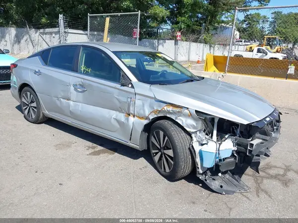 1N4BL4DVXNN306927 2022 NISSAN ALTIMA - Image 1