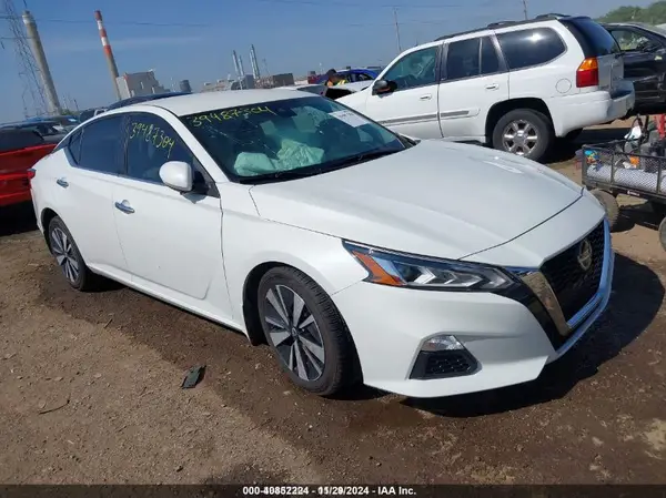 1N4BL4DVXNN322660 2022 NISSAN ALTIMA - Image 1