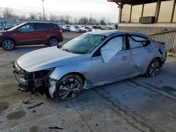 1N4BL4DVXNN323663 2022 NISSAN ALTIMA - Image 1