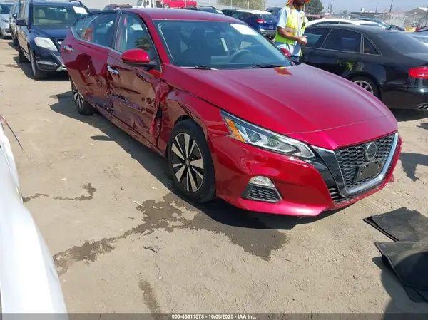 1N4BL4DVXNN329205 2022 NISSAN ALTIMA - Image 1