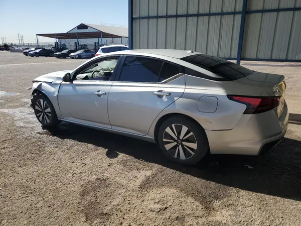 1N4BL4DVXNN331133 2022 NISSAN ALTIMA - Image 2