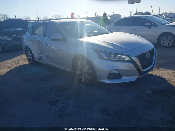 1N4BL4DVXNN354055 2022 NISSAN ALTIMA - Image 1