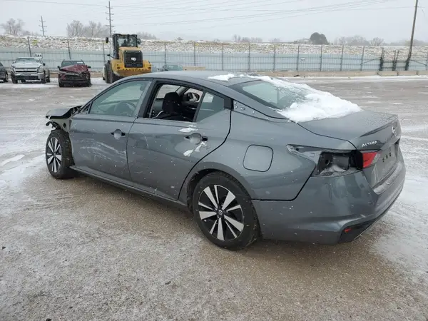 1N4BL4DVXNN370255 2022 NISSAN ALTIMA - Image 2