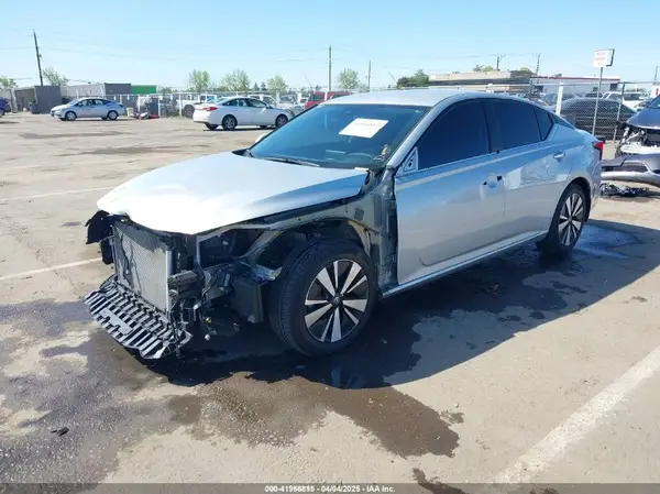 1N4BL4DVXNN375990 2022 NISSAN ALTIMA - Image 2