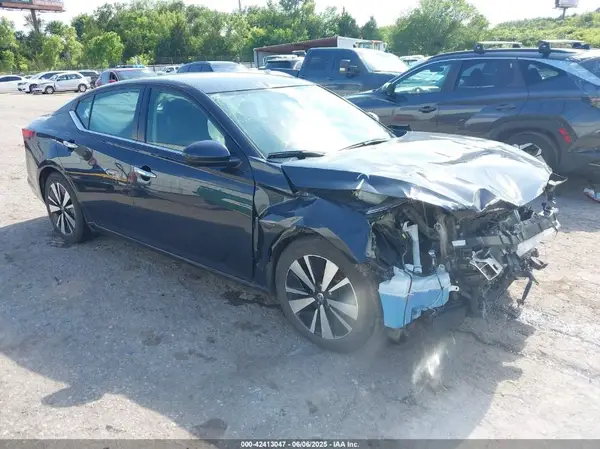 1N4BL4DVXNN380851 2022 NISSAN ALTIMA - Image 1
