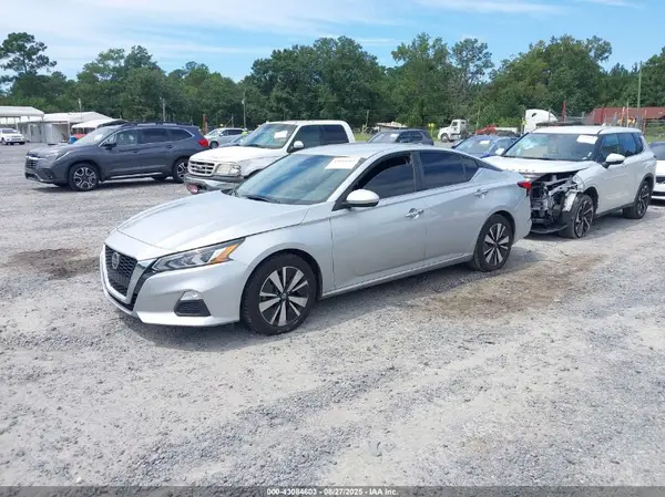 1N4BL4DVXNN386486 2022 NISSAN ALTIMA - Image 2